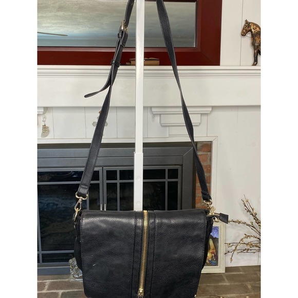 POVERTY Flats vegan crossbody bag - Picture 2 of 8